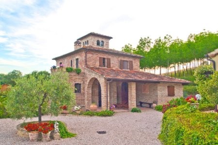 Charming Restored Umbrian Farmhouse - 2