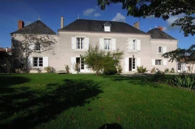 5 bedroom House For Sale: 86470..