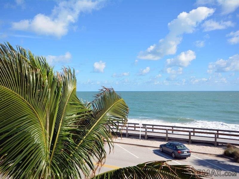 3 bedroom Flat For Sale: 4121 Ocean.. - 2
