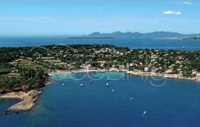 4 Bedrooms - Apartment - For Sale