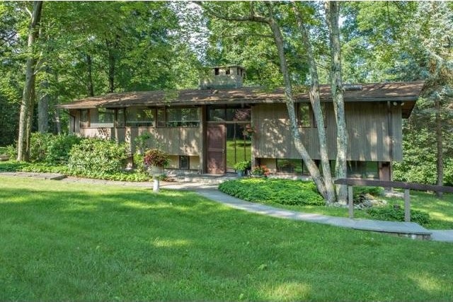 3 bedroom Residence For Sale: Pawling.. - 2