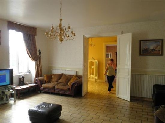Impressive House, Ideal B&B Property - 2