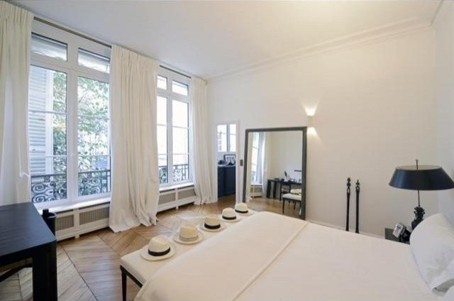 2 bedroom House For Sale: Rue de.. - 2