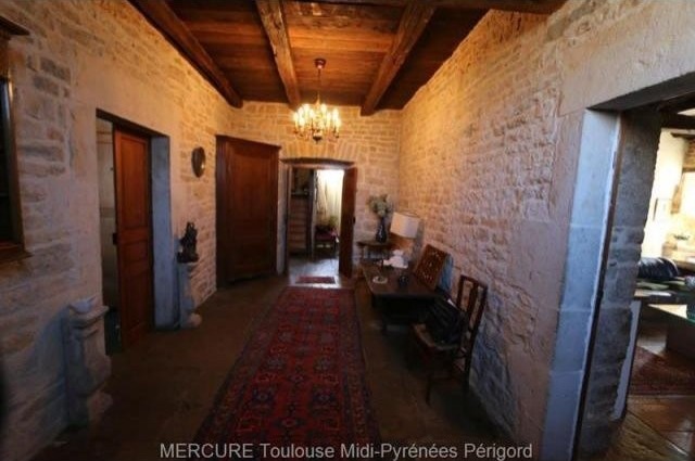 7 bedroom House For Sale: 79200.. - 2