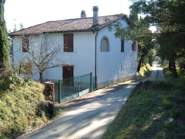 Country/farmhouse - For Sale - South of.. - 2