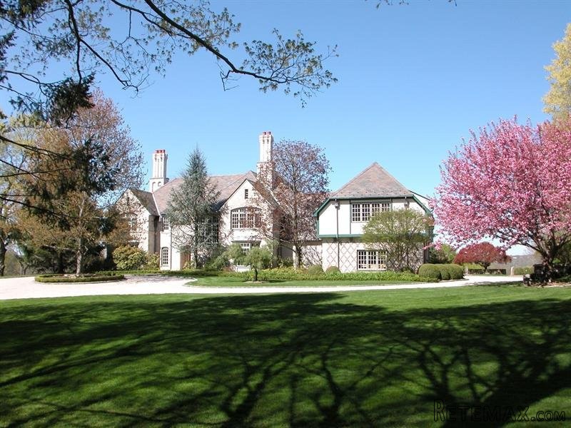 4 bedroom House For Sale: 106 Tripp.. - 2
