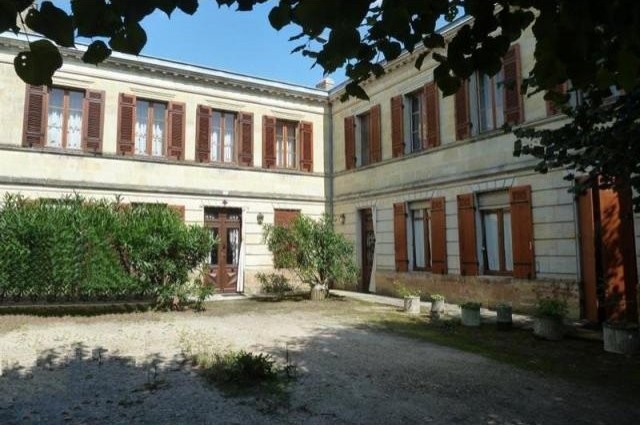 5 bedroom Village House For Sale: 33000..