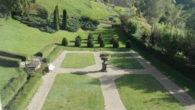 8 bedroom Manor House For Sale: 15800.. - 2