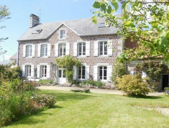 Fabulous Grand House Near the Coast