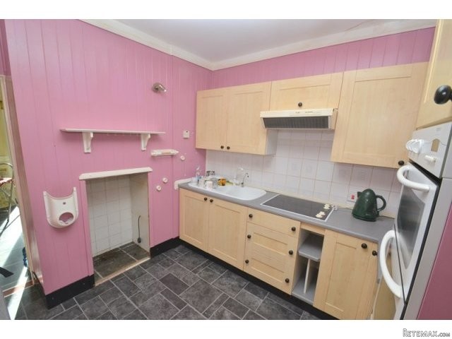 2 bedroom house in SHEERNESS