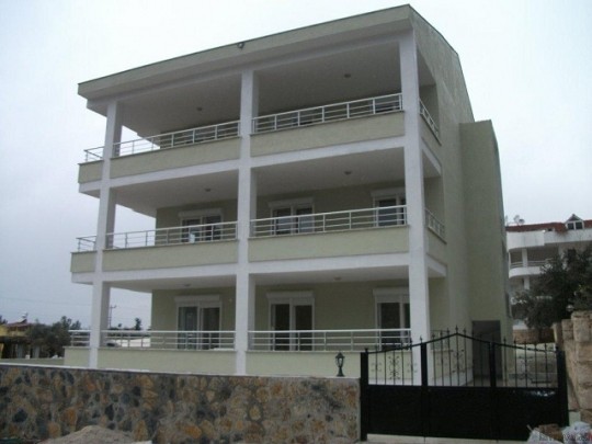 Akbuk Apt 13077