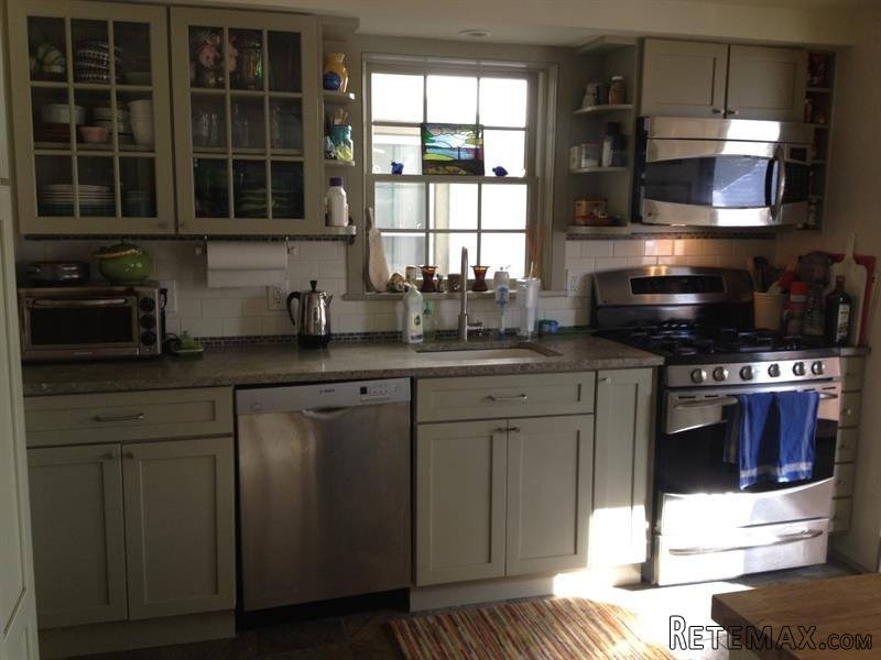 3 bedroom House For Sale: 263 Main.. - 2