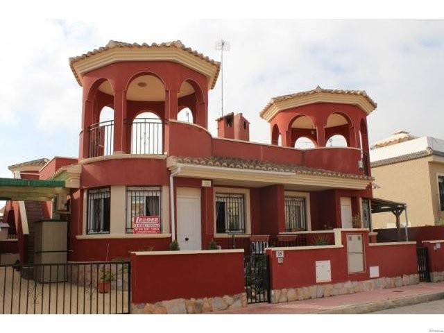 Bungalow for sale 114.950 € Costa..