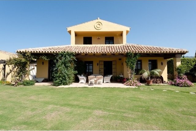 Villa - Beautiful, rustic style 4..