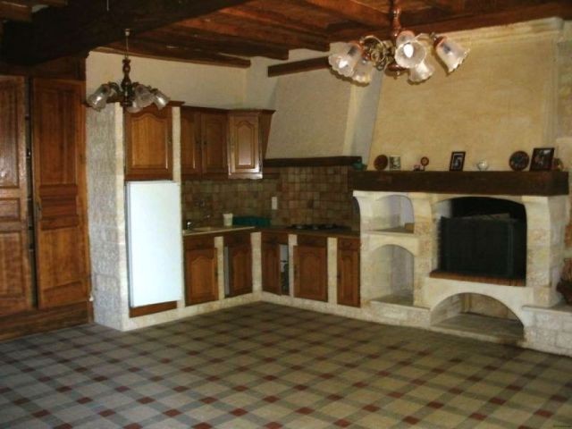 Farmhouse to modernize with barns - 2