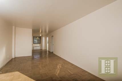 1 bedroom Apartment For Sale: 4705.. - 2