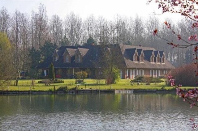 11 bedroom Character For Sale: 80100.. - 2