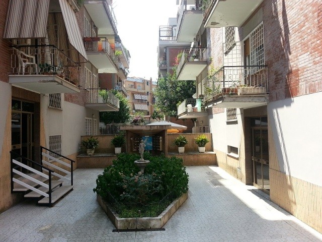 2 Bedrooms - Apartment - For Sale - 2