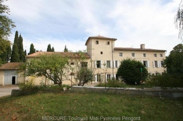 5 bedroom Character For Sale: 11270..