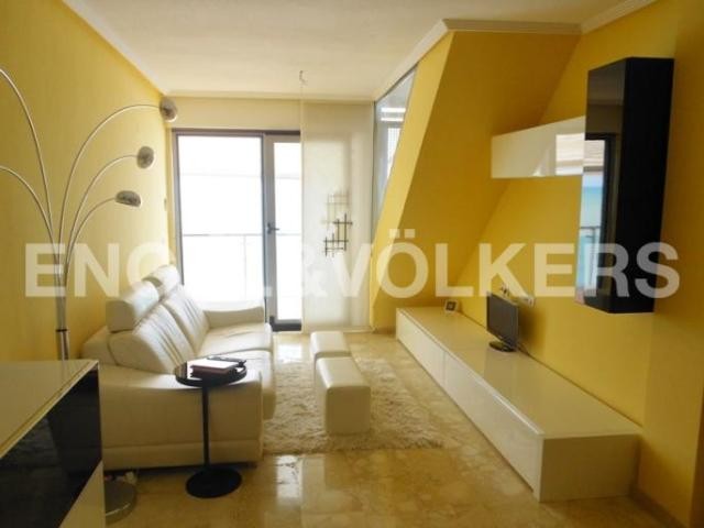 Modern and cosy frontline beach.. - 2