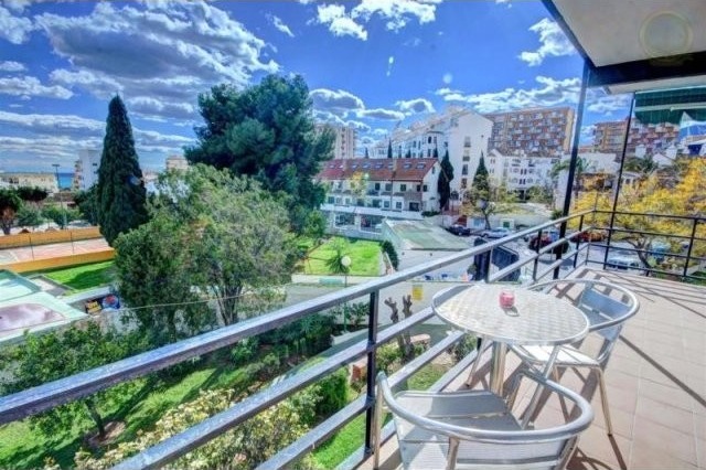 2 Bed Apartment for sale in Benalmadena..