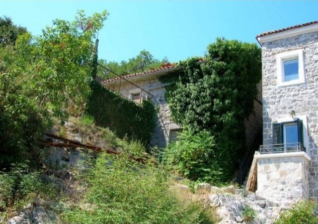 House in Krašići, Tivat