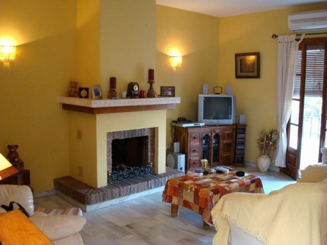 Town House - Bright and charming.. - 2
