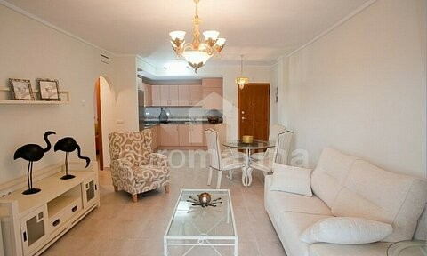 2 Bed Luxurious Apartment minutes from.. - 2