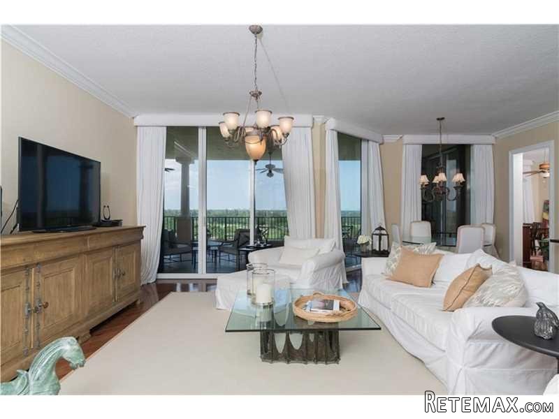 3 bedroom Flat For Sale: 13621 Deering.. - 2
