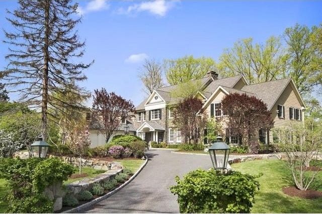 5 bedroom Residence For Sale: Armonk.. - 2