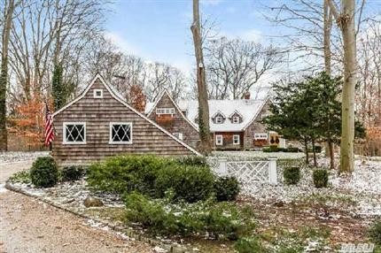 15 Beech Hill Rd Lloyd Harbor, NY 11743
