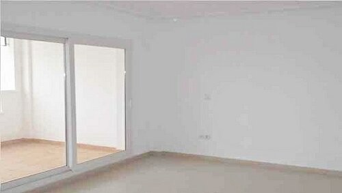 * EXCELLENT VALUE- 2 BED GOLF APARTMENT - 2
