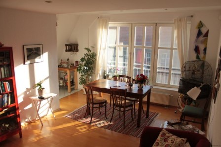 Modernized Altbau Apartment in.. - 2