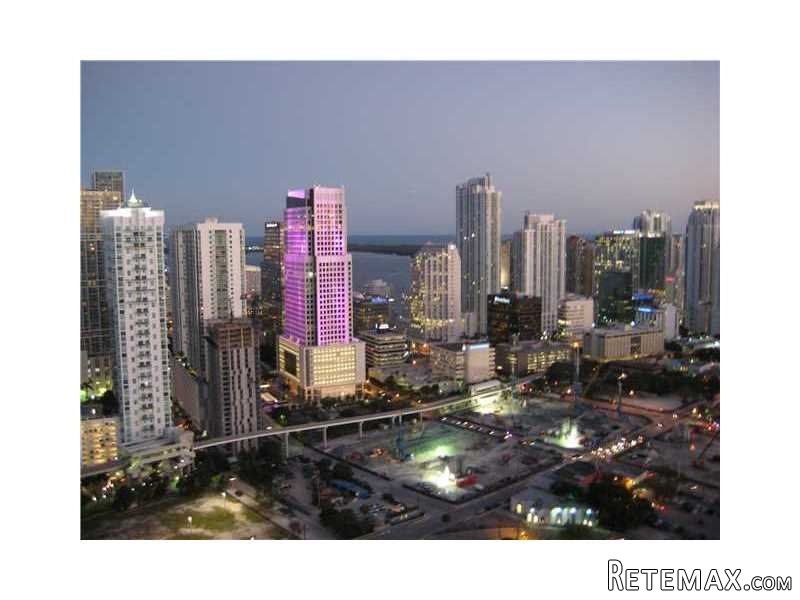 2 bedroom Flat For Sale: Miami 33130 - 2