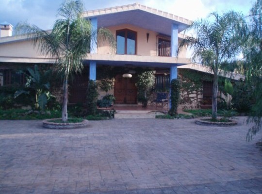 Villa for sale in Coin, Malaga