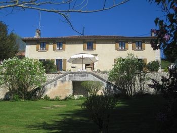 Beautiful Farmhouse And Estate For Sale..