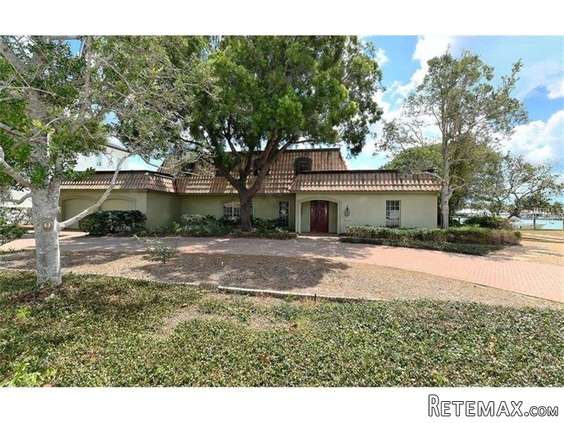 3 bedroom House For Sale: 106 Seagull.. - 2