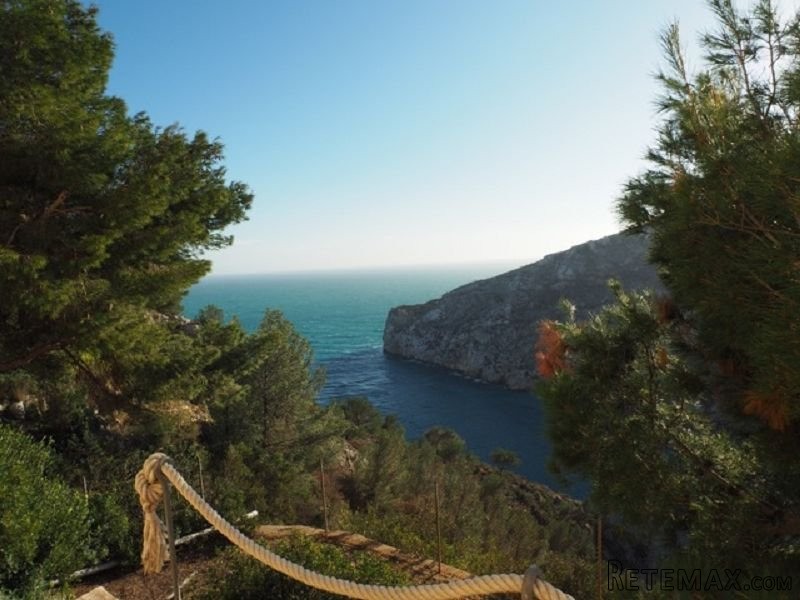 5 Bedrooms - Villa - Alicante - For Sale - 2