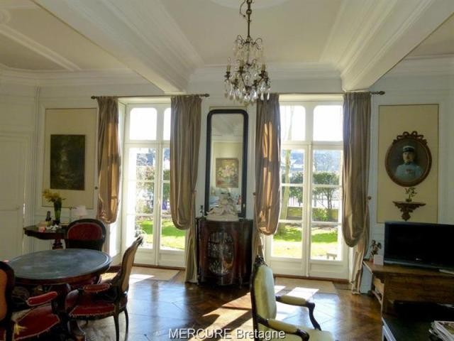 8 bedroom House For Sale: 35500 RENNES - 2
