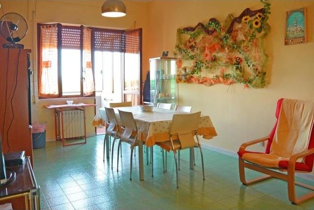 2 Bedrooms - Apartment - For Sale - 2