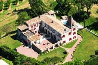 Dominant Position For This Superb Fully..