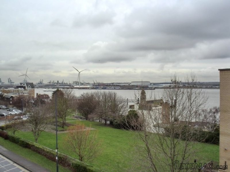- Kent - For Sale