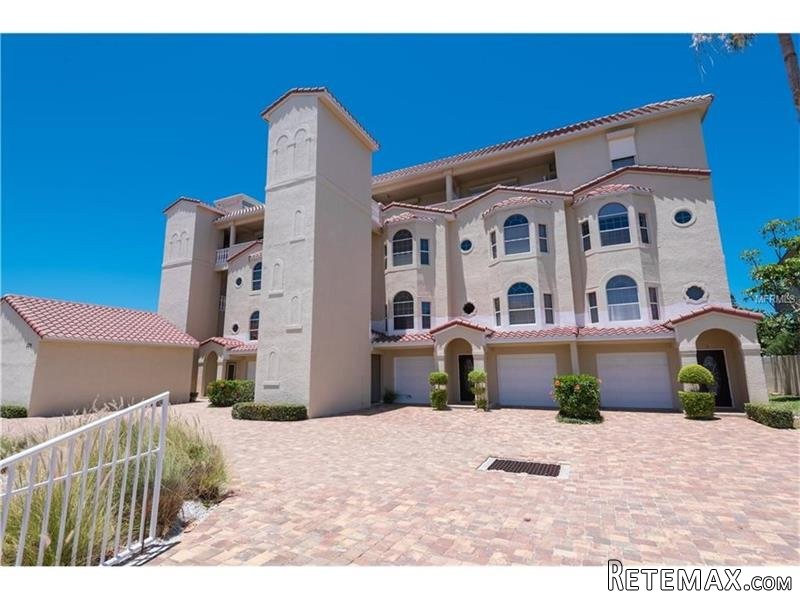 3 bedroom Property For Sale: 330 8TH..