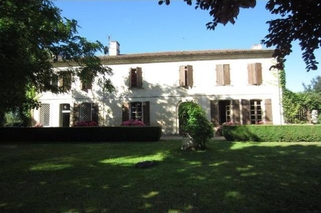6 bedroom Country House For Sale: 33000..