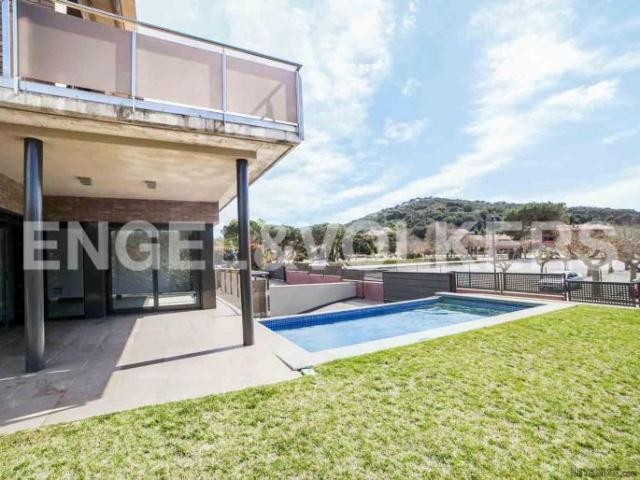 New built house and high quality.. - 2