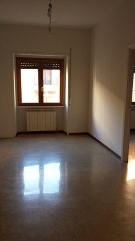 6 Bedrooms - Apartment - For Sale