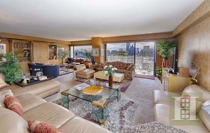 2 bedroom Apartment For Sale: 303 EAST.. - 2