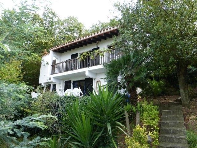 Ravissante Villa Avec Jardin Et Vues..