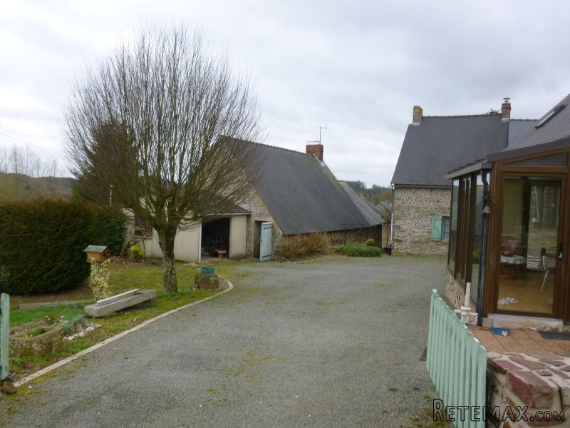 Nice Country House with Outbuilding - 2