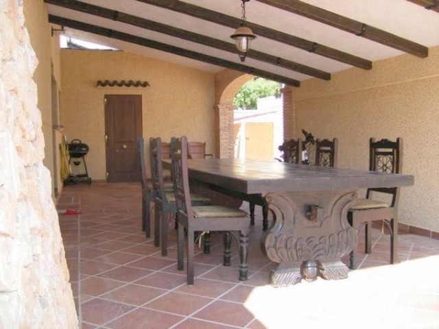 MAGNIFICENT DETACHED VILLA - 2